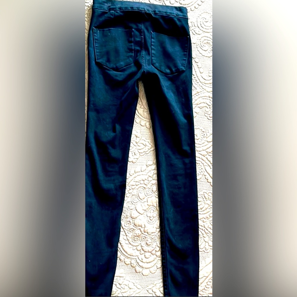 Dark navy blue pull on stretchy jeans